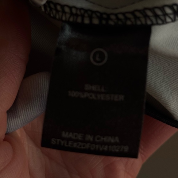 Scissor Hands Men’s Button Up Graphic Black & White Shirt | Size Large - Picture 5 of 9